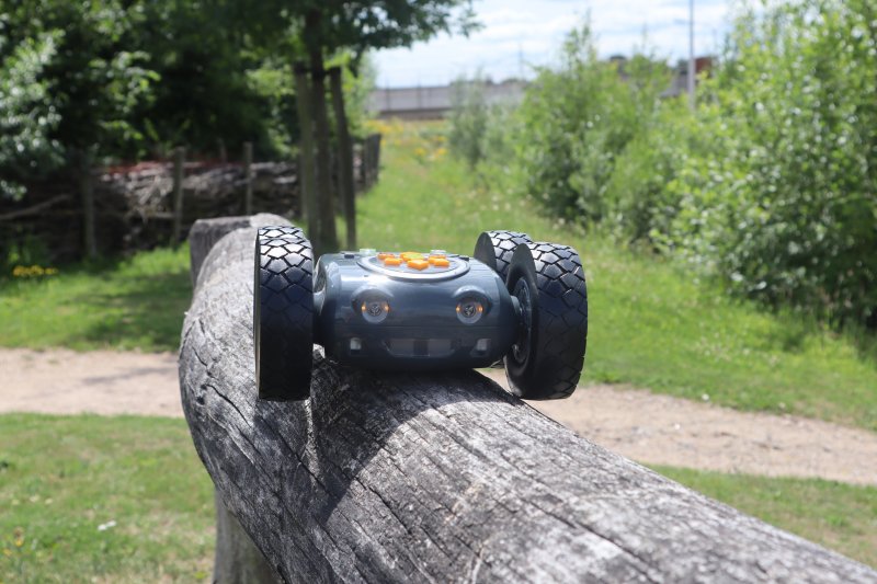 Rugged Robot (for outside)